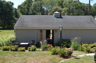 251 Cutler Rd in Hamilton, MA - Building Photo - Building Photo