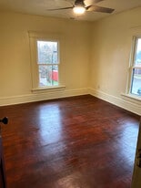 889 N Main St, Unit #3 in Akron, OH - Building Photo