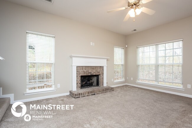 2745 Trellis Oaks Dr SW in Marietta, GA - Building Photo - Building Photo