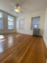 242 Hemenway St, Unit 4 in Boston, MA - Building Photo - Building Photo