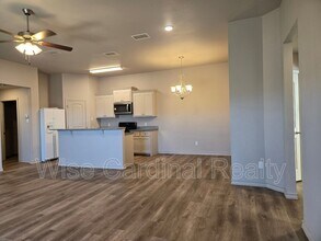 17820 Private Rd 2160 in Lubbock, TX - Building Photo - Building Photo