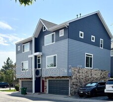 8751 Pearl St in Denver, CO - Building Photo