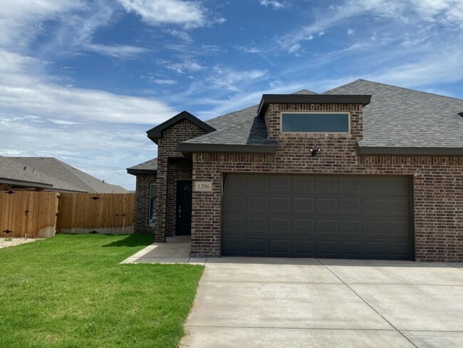 property at 1206 N Essex Ave