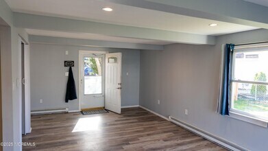 6 Reno Ct in Barnegat Township, NJ - Building Photo - Building Photo