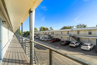 Whispering Hills Apartments in Killeen, TX - Building Photo - Primary Photo