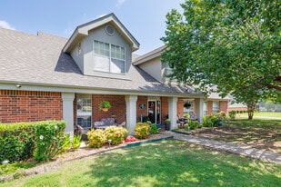 The Links at Fort Smith in Fort Smith, AR - Building Photo