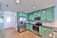 2323 S 18th St photo'