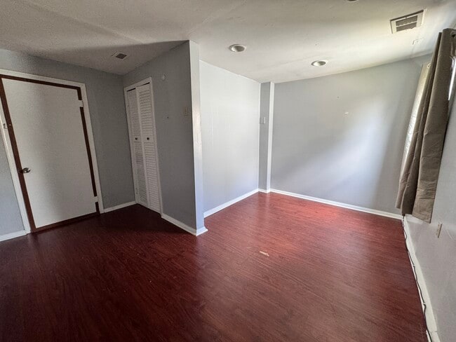 403 Calvin Ln in Rockville, MD - Building Photo - Building Photo