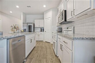 8633 Angel Gardens Dr in Fort Worth, TX - Building Photo - Building Photo