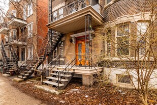 3470-3478 Fullum St in Montréal, QC - Building Photo