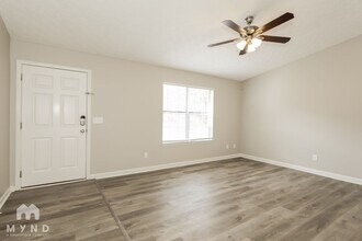 10314 Wisteria Ln in Jonesboro, GA - Building Photo - Building Photo