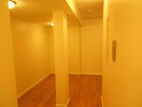 63 Burbank St, Unit 16 in Boston, MA - Building Photo - Building Photo