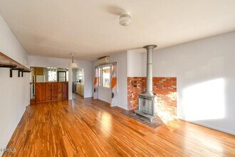 5259 Aldama St in Los Angeles, CA - Building Photo - Building Photo