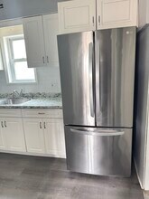75 Atlantic St, Unit 2 in Carteret, NJ - Building Photo - Building Photo