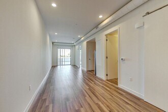 950 Lofts in Oakland, CA - Foto de edificio - Building Photo