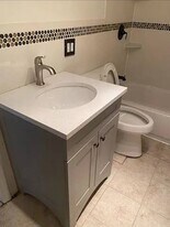 62 Marisa Cir in Staten Island, NY - Building Photo