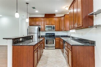 1710 Mary St in Dallas, TX - Building Photo - Building Photo