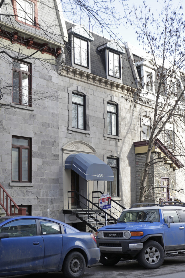 1009 Saint-Hubert Rue