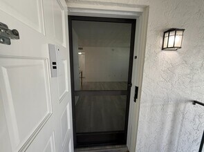 5800 Hollywood Blvd in Sarasota, FL - Building Photo - Building Photo