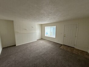 2463-2479 Lee St SE in Salem, OR - Building Photo - Building Photo