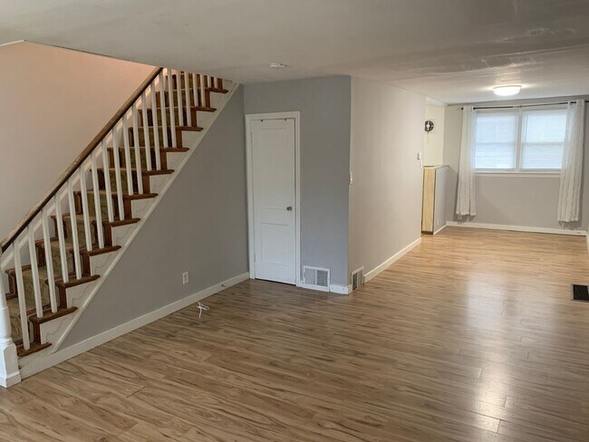 6628 Montague St in Philadelphia, PA - Building Photo - Building Photo