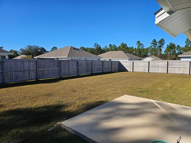 410 Sweet Blossom Bend in Freeport, FL - Building Photo - Building Photo