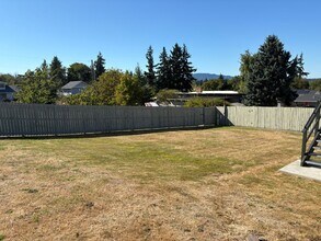 3814 R Ave in Anacortes, WA - Building Photo - Building Photo