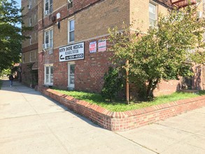 5461 Kings Hwy in Brooklyn, NY - Building Photo - Building Photo