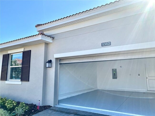 1312 Oak Crest St in Davenport, FL - Building Photo - Building Photo