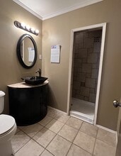 814 W 22nd Ave in Hutchinson, KS - Building Photo - Building Photo