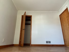 3252 Nebraska St in Sioux City, IA - Building Photo - Building Photo