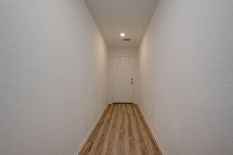 18111 Robin Creek Dr in Hockley, TX - Building Photo - Building Photo