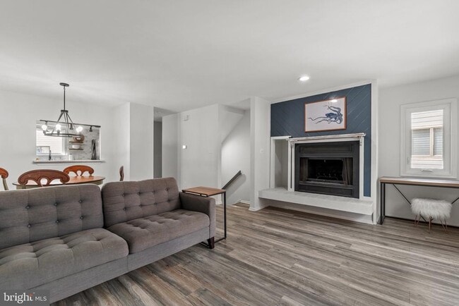 3182 E Ocean View Ave