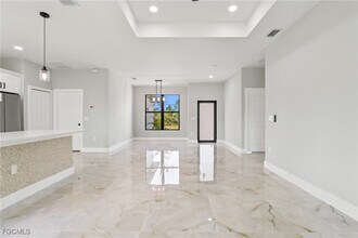 907 W 9th St in Lehigh Acres, FL - Building Photo - Building Photo