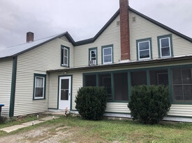 14 Tatro Rd, Unit 2 - Apt in Starksboro, VT - Building Photo