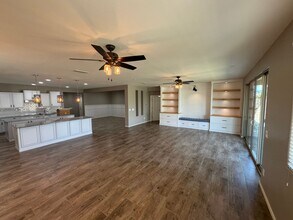 22484 E Silver Crk Ln in Queen Creek, AZ - Building Photo - Building Photo