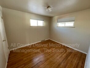 1250 S Ames St in Lakewood, CO - Building Photo - Building Photo