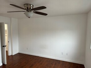 1837 S Highland Ave in Los Angeles, CA - Building Photo - Building Photo