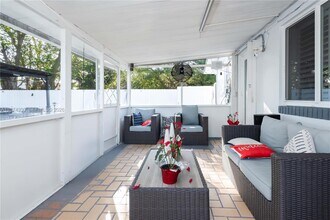 5640 Hayes St in Hollywood, FL - Foto de edificio - Building Photo