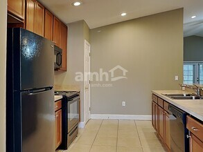 403 Lisa Ann Ct in Plant City, FL - Building Photo - Building Photo