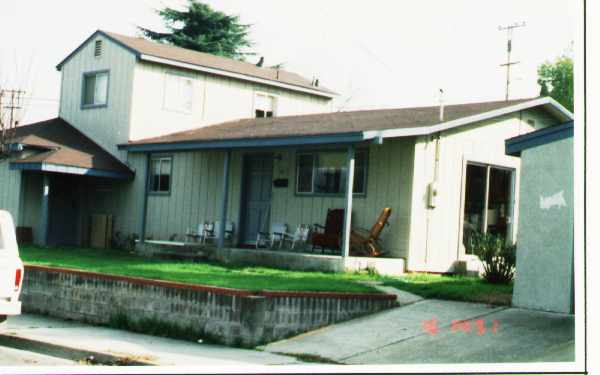 309 San Joaquin Ave in Antioch, CA - Building Photo - Building Photo