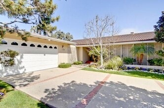 30438 Via Cambron in Rancho Palos Verdes, CA - Building Photo - Building Photo