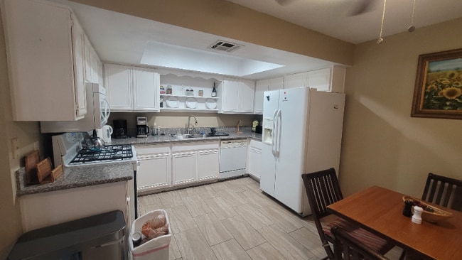 property at 5576 W Rochelle Ave.