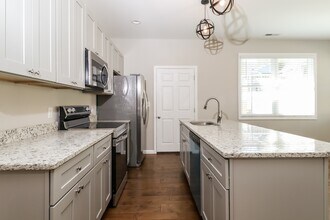 209 Sycamore Cv Rd in Asheville, NC - Building Photo - Building Photo