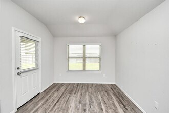 2214 Welborn Dr in Missouri City, TX - Building Photo - Building Photo