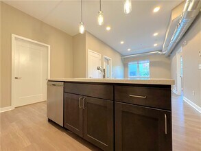 625 S Goodman St in Rochester, NY - Building Photo - Building Photo