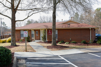 Cornelius Village Apartments in Cornelius, NC - Building Photo - Building Photo