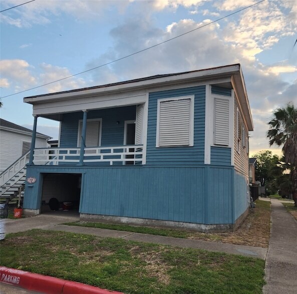 1101 9th St in Galveston, TX - Building Photo