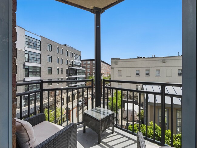 property at 727 Monroe St