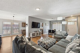 2707 Yorkfield Ct in Arlington, TX - Building Photo - Building Photo